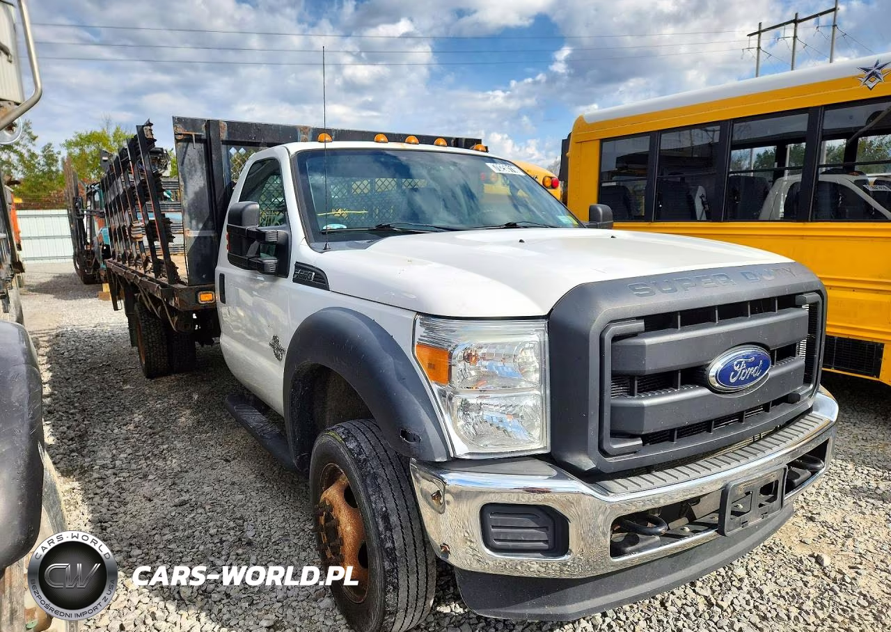 2016 Ford F550 Super Duty VIN:1FDUF5GT1GEA85758 - 4