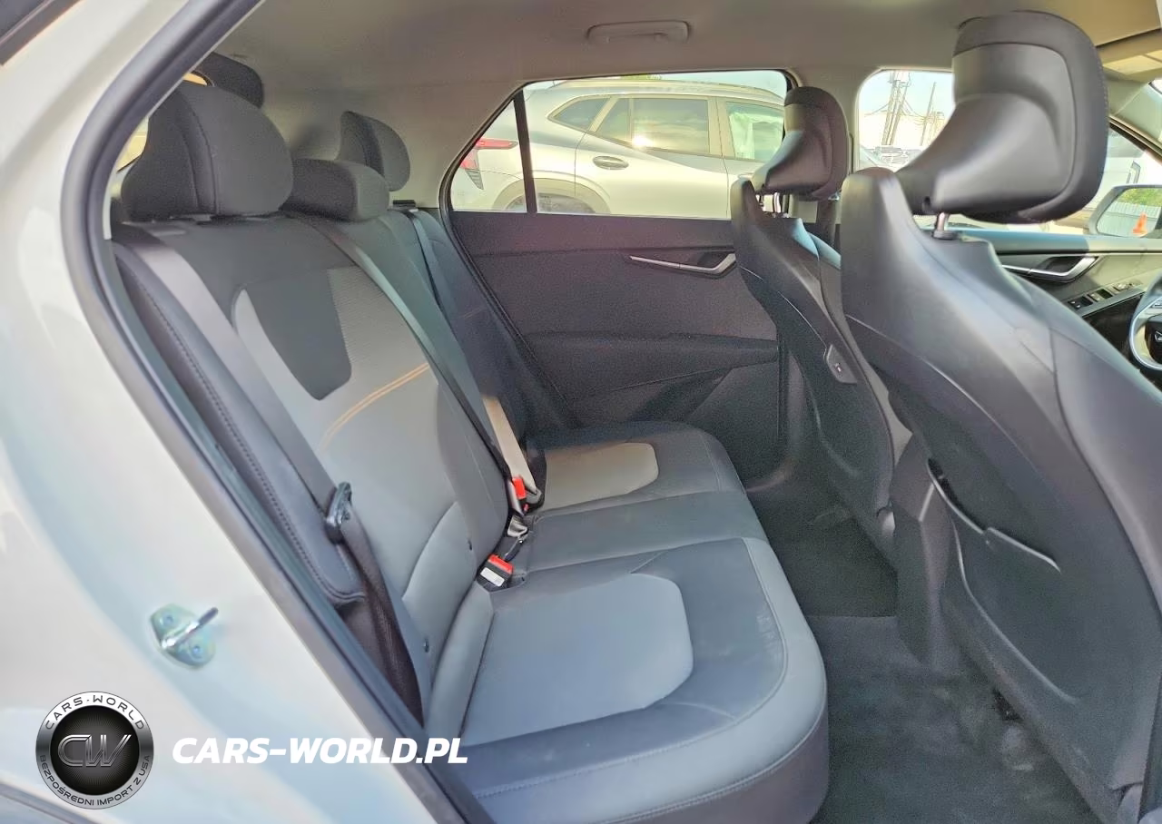 2026 Kia Niro Lx VIN:KNDCP3LE9T5362787 - 10