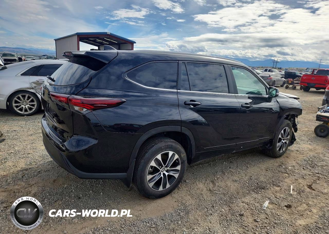 2024 Toyota Highlander Xle VIN:5TDKDRBH6RS528995 - 3