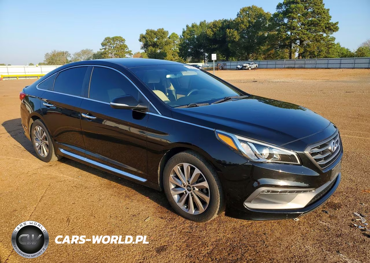 2015 Hyundai Sonata Sport VIN:5NPE34AF0FH086333 - 4