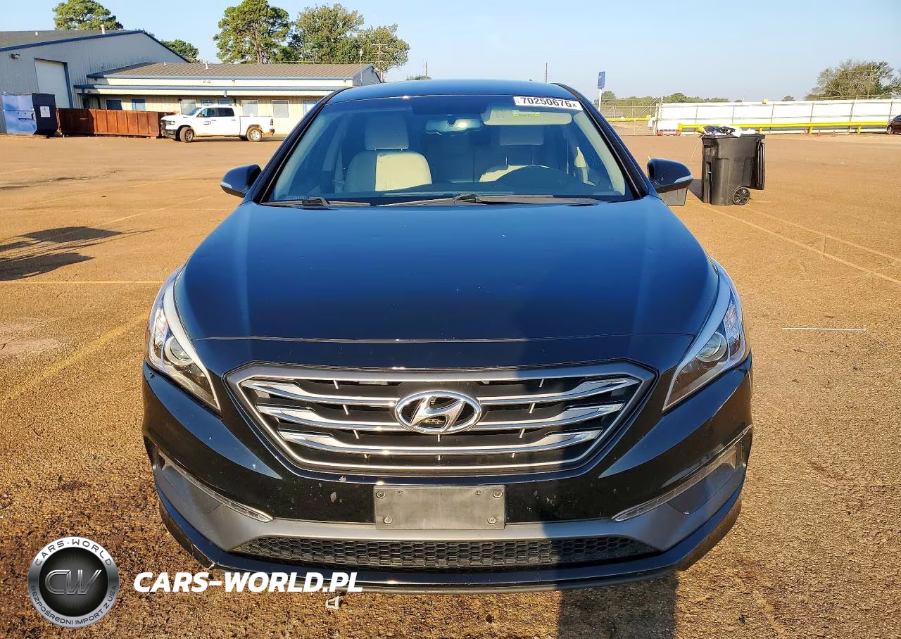 2015 Hyundai Sonata Sport VIN:5NPE34AF0FH086333 - 5