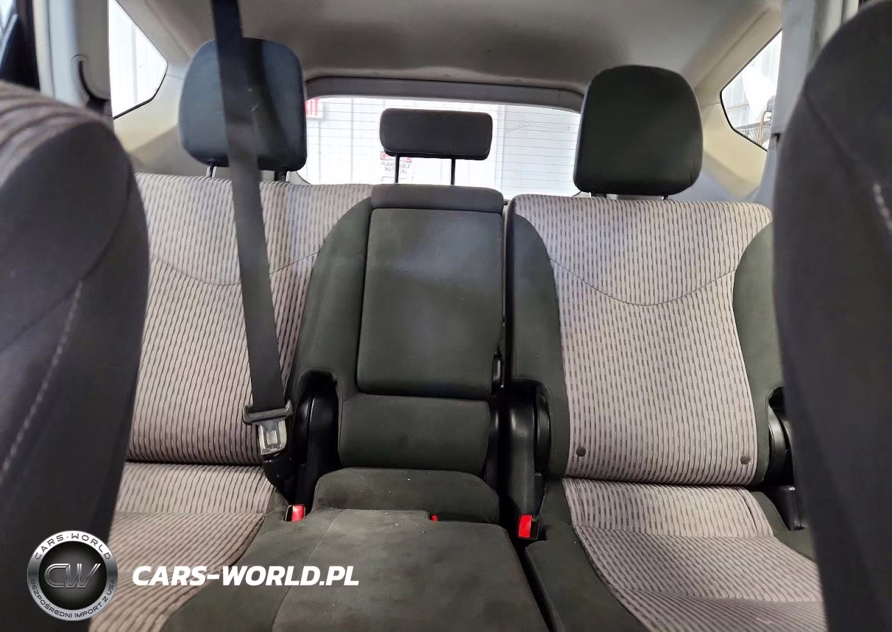 2015 Toyota Prius V Three VIN:JTDZN3EUXFJ032981 - 10