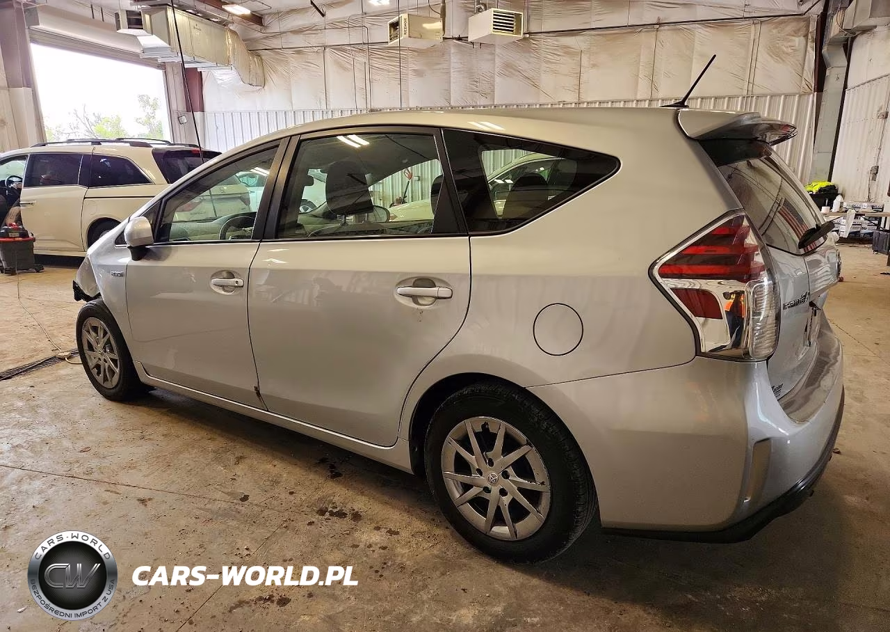 2015 Toyota Prius V Three VIN:JTDZN3EUXFJ032981 - 2