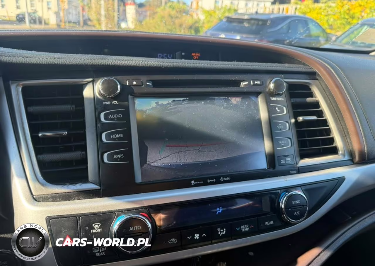 2019 Toyota Highlander Xle VIN:5TDJZRFH7KS980614 - 10