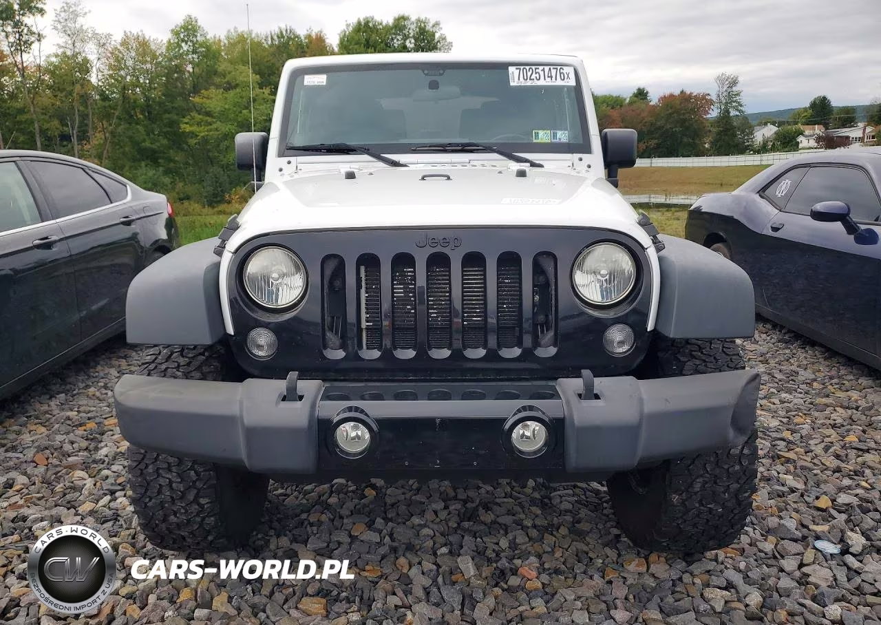 2014 Jeep Wrangler Sport VIN:1C4AJWAGXEL304975 - 5
