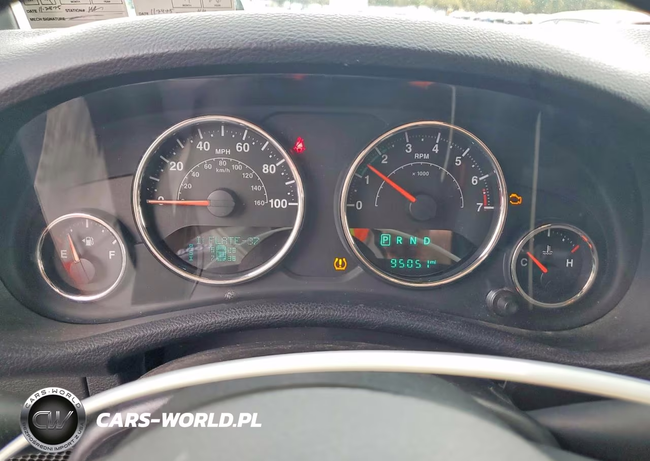 2014 Jeep Wrangler Sport VIN:1C4AJWAGXEL304975 - 9