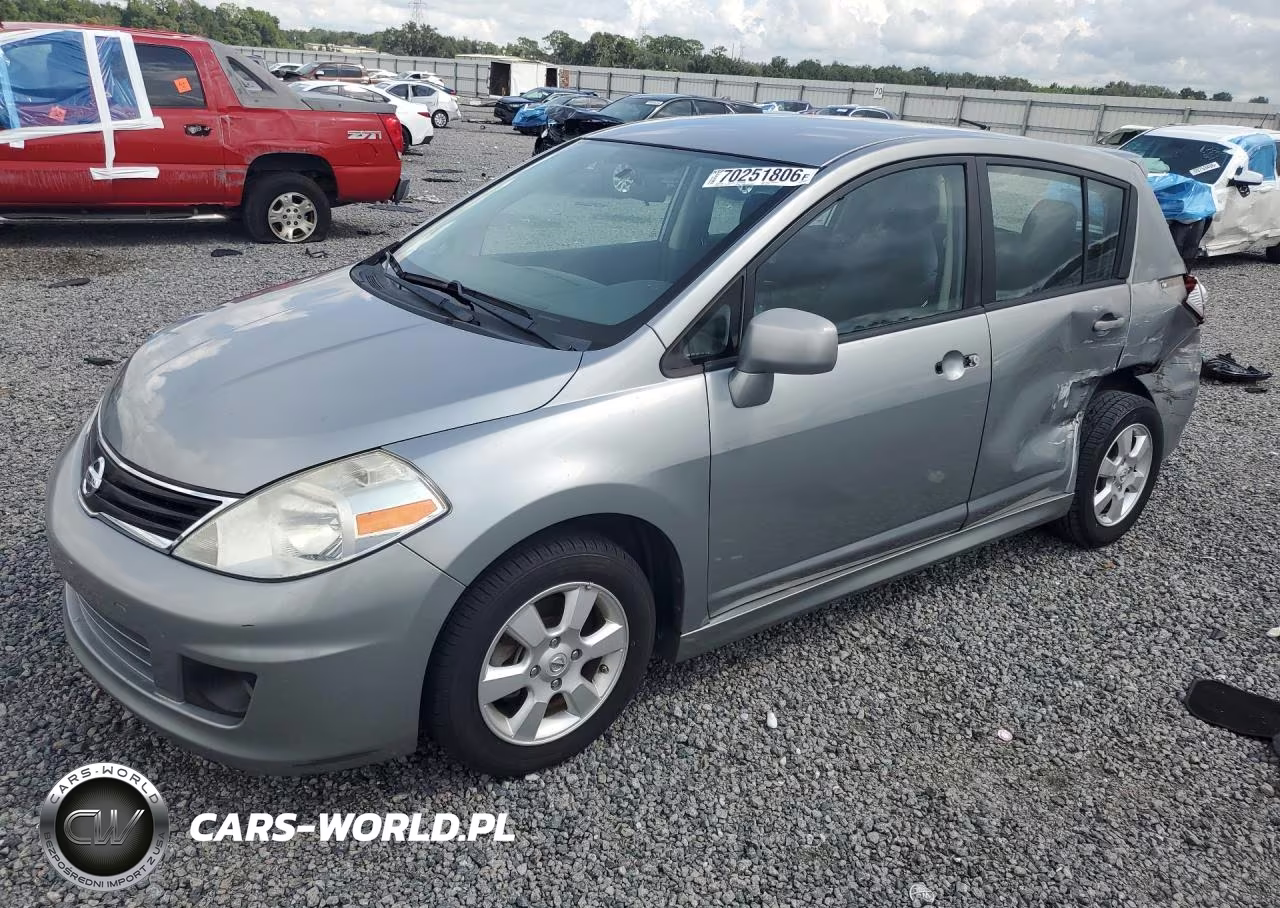 2011 Nissan Versa 1.8 S
