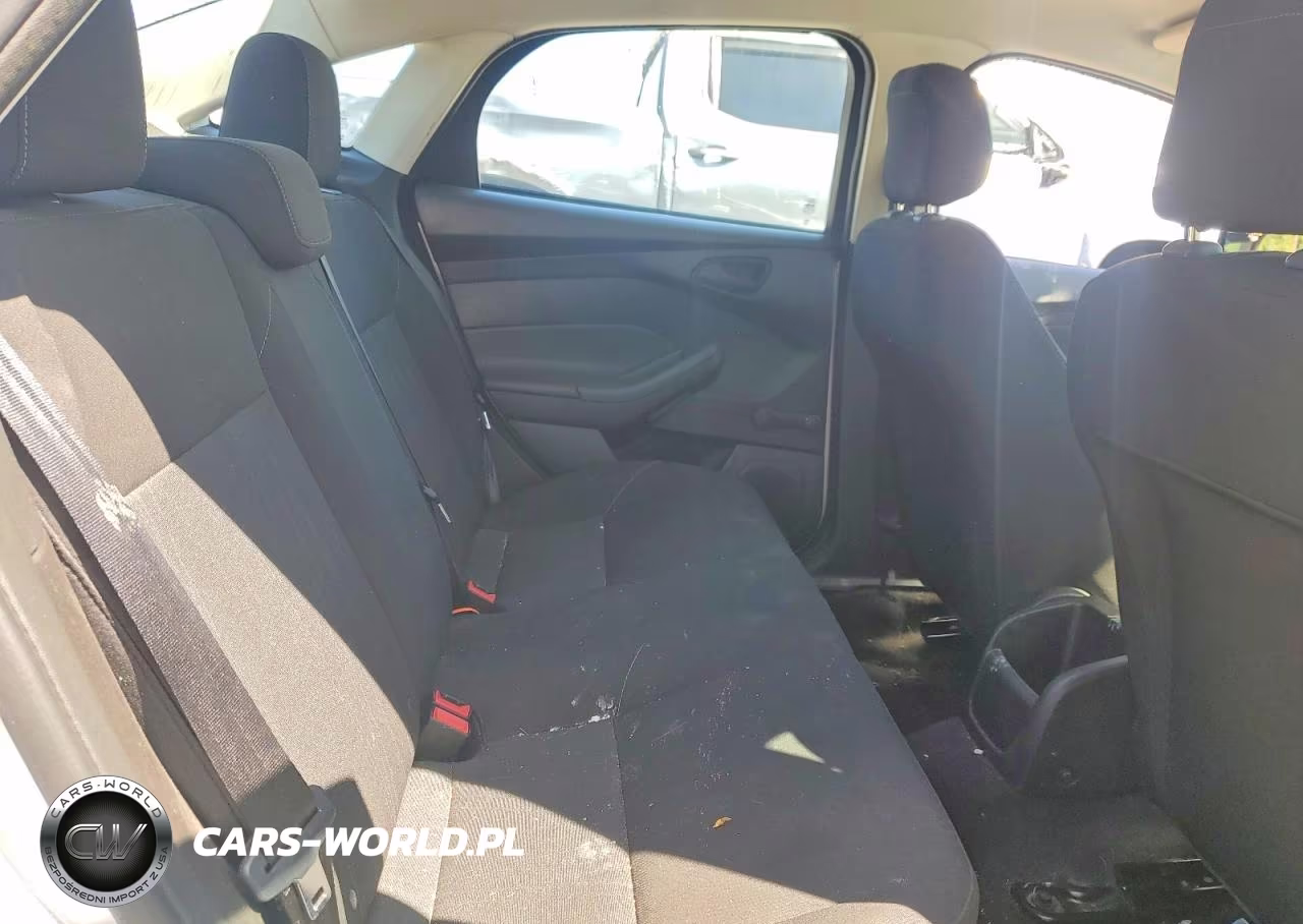 2016 Ford Focus S VIN:1FADP3E23GL377803 - 10