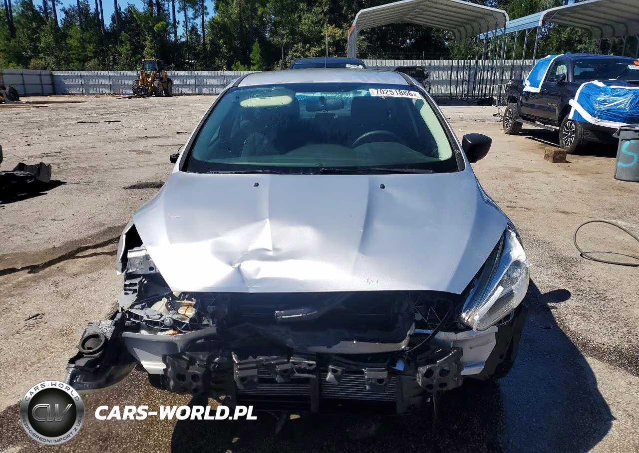 2016 Ford Focus S VIN:1FADP3E23GL377803 - 5