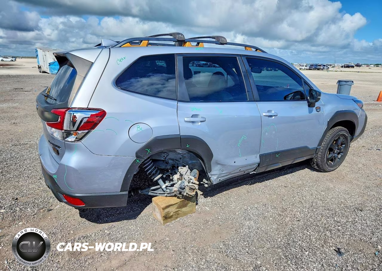 2023 Subaru Forester Wilderness VIN:JF2SKAMC1PH528799 - 3
