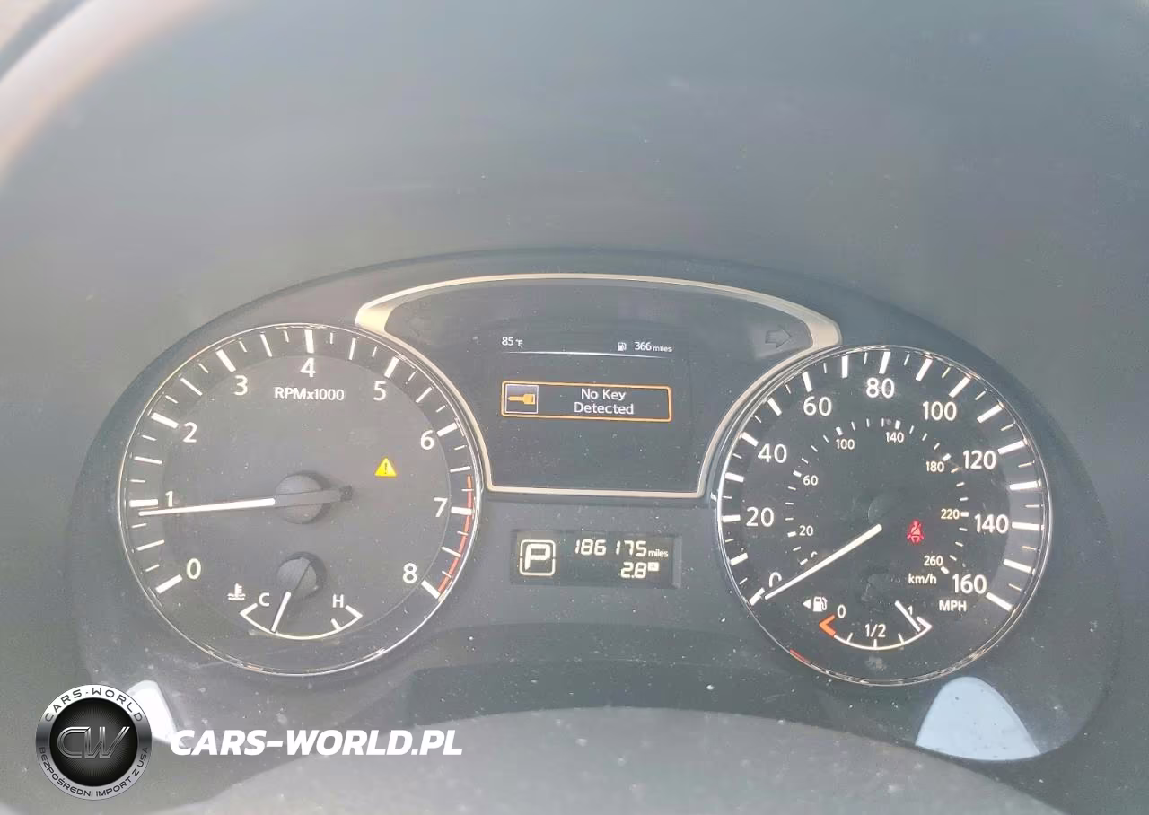 2015 Nissan Altima 2.5 VIN:1N4AL3APXFN889657 - 9