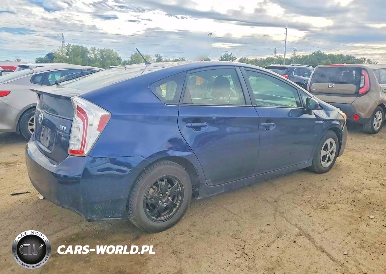 2012 Toyota Prius Two VIN:JTDKN3DU0C1537121 - 3