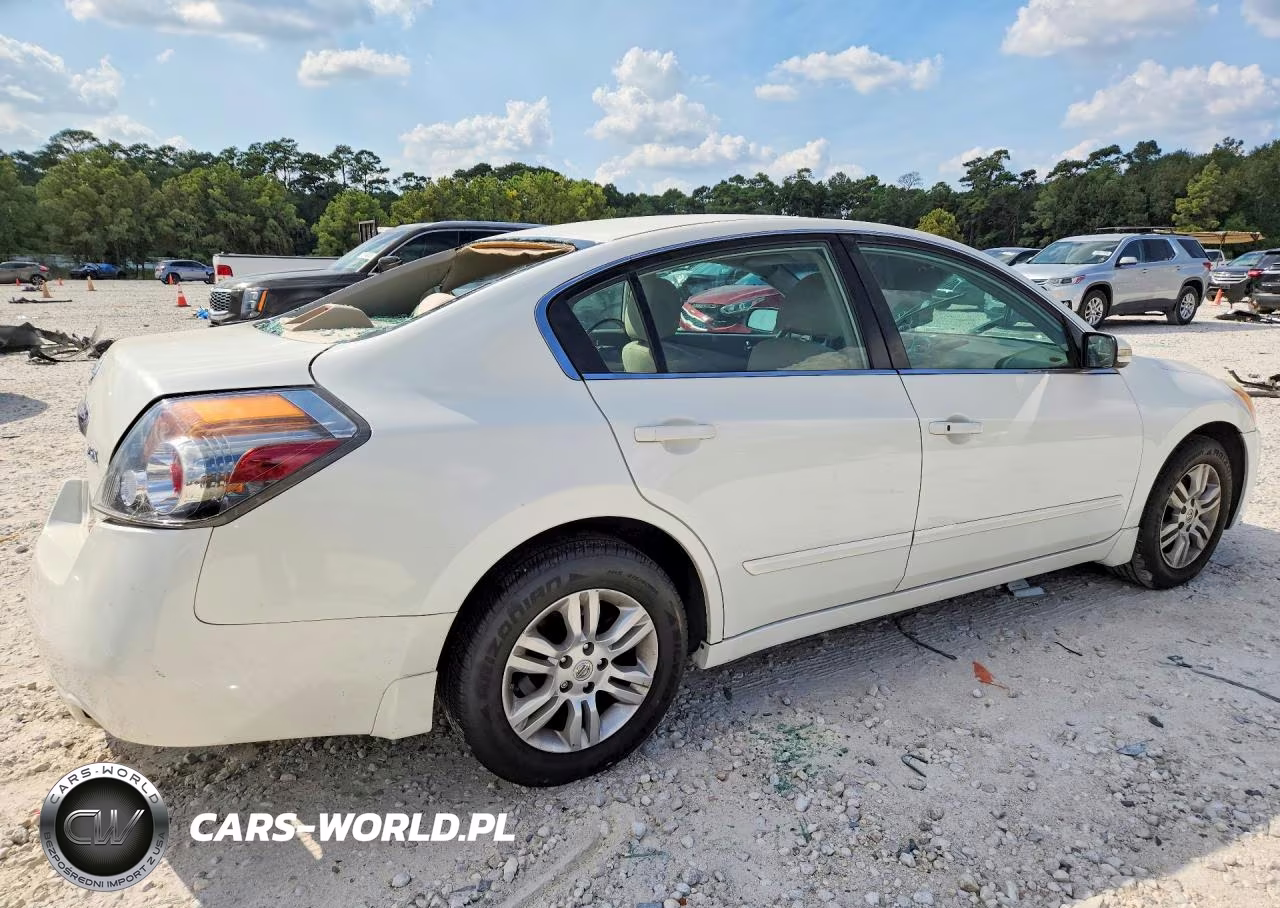 2010 Nissan Altima 2.5 VIN:1N4AL2AP9AN550892 - 3