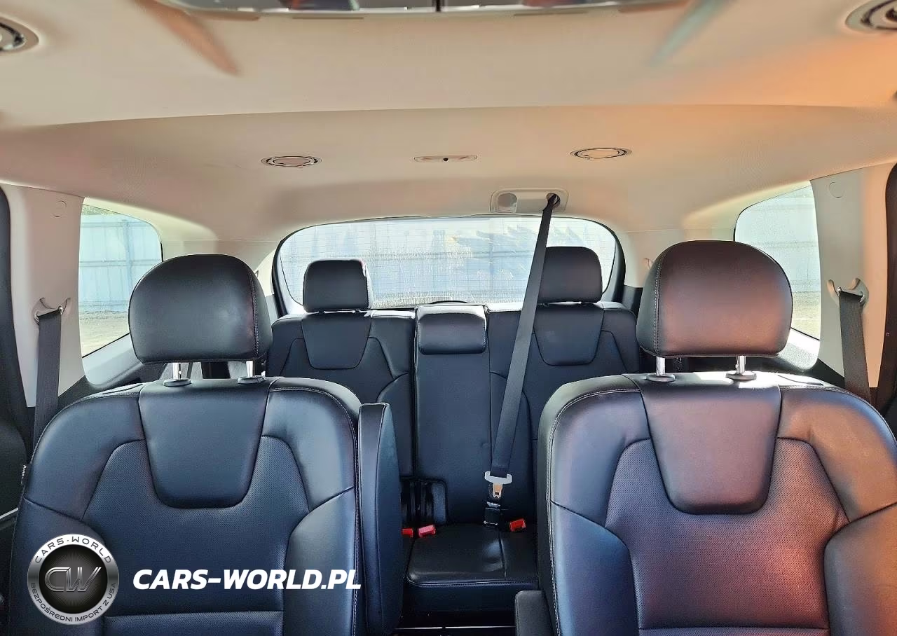 2023 Kia Telluride S VIN:5XYP6DGC8PG375594 - 10