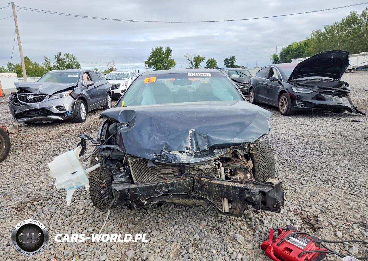 2015 Toyota Camry Xle VIN:4T1BF1FK4FU940515 - 5