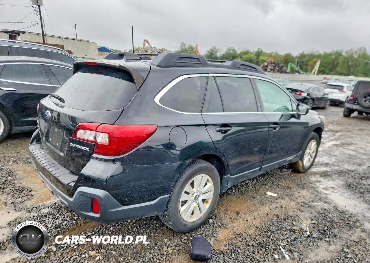 2019 Subaru Outback 2.5I Premium VIN:4S4BSAFC8K3264879 - 3