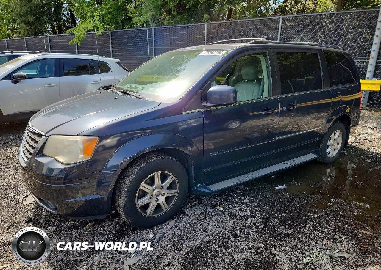 2009 Chrysler Town & Country Touring VIN:2A8HR54189R508494 - 1
