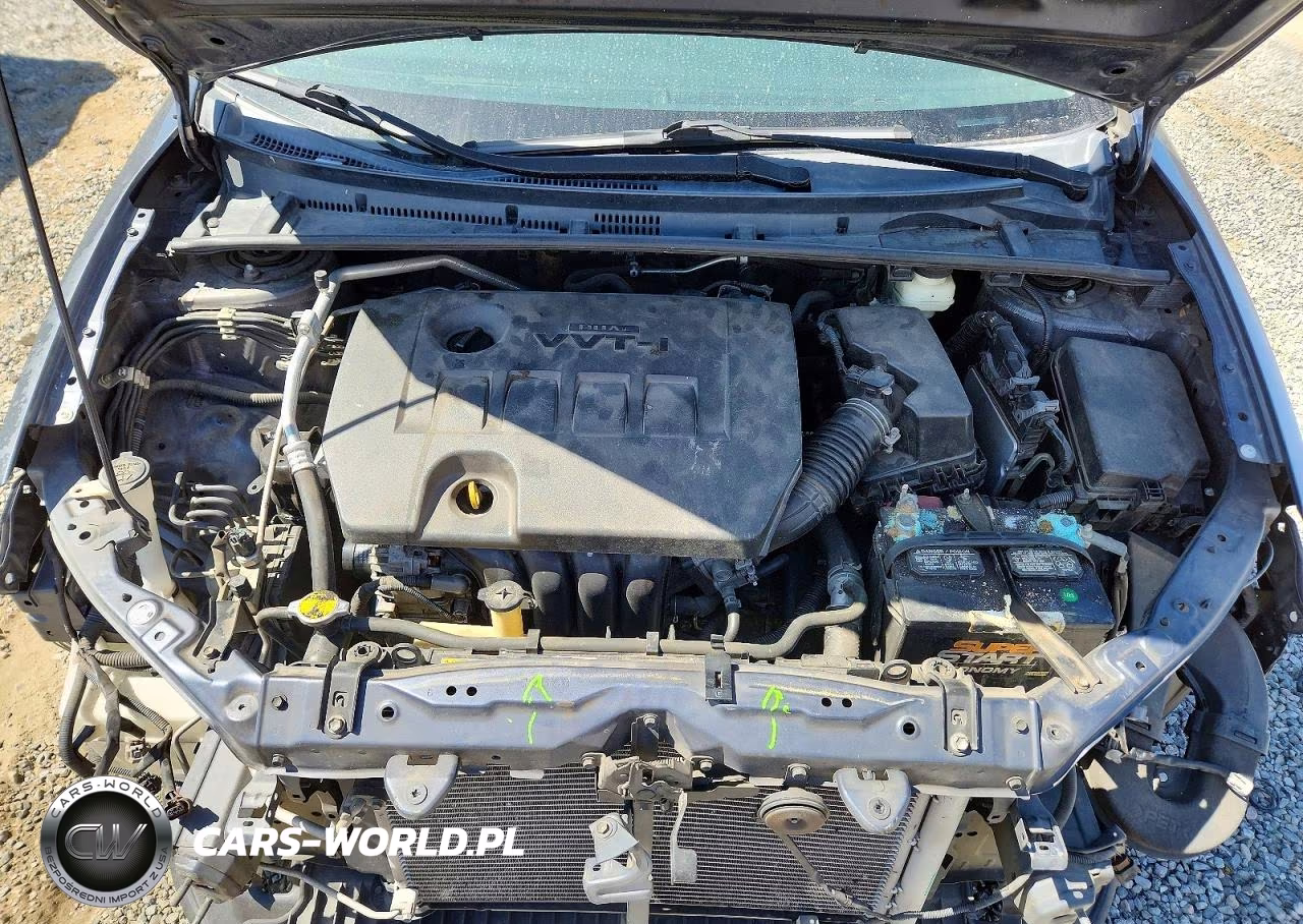 2015 Toyota Corolla S Plus VIN:5YFBURHE1FP243901 - 11