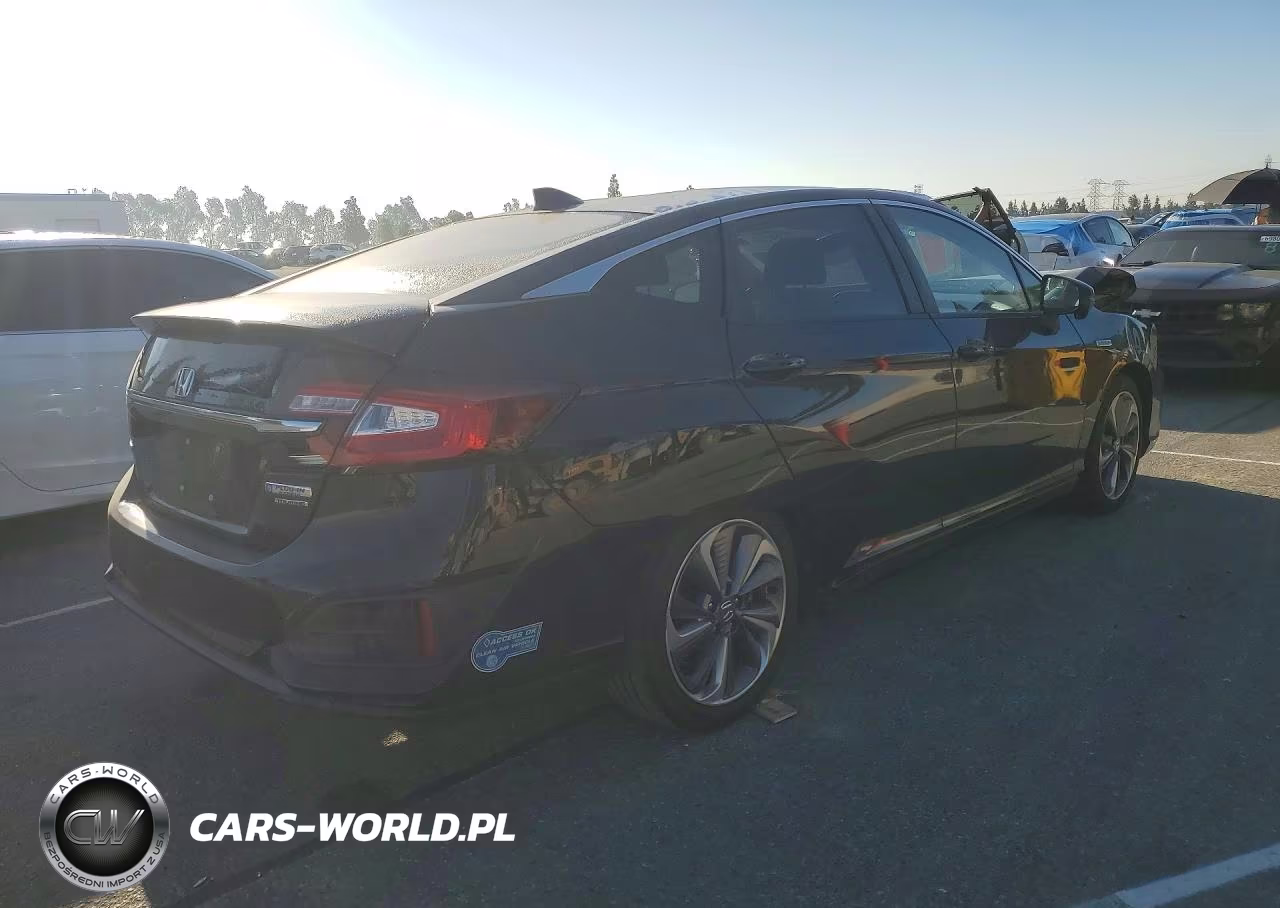 2021 Honda Clarity Touring VIN:JHMZC5F35MC000558 - 3