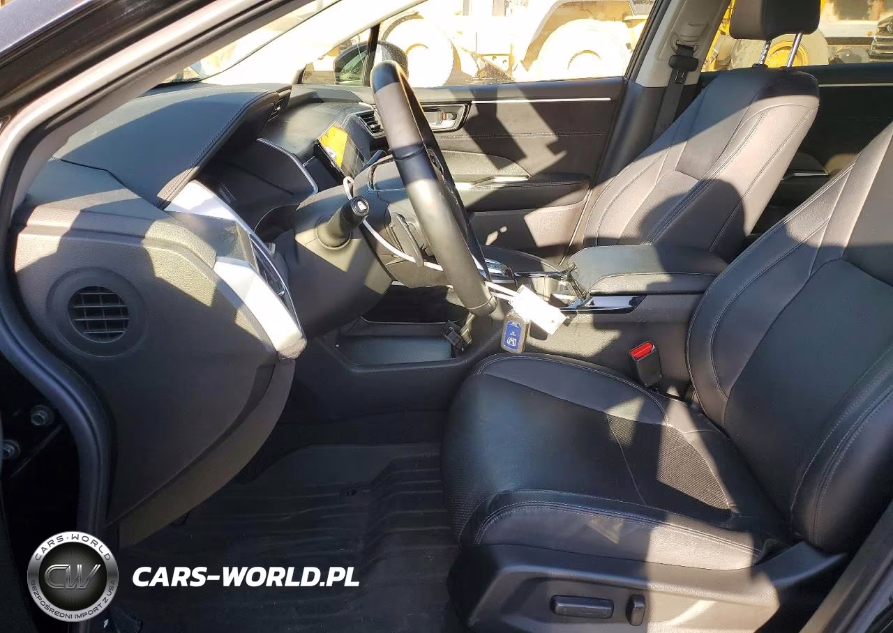 2021 Honda Clarity Touring VIN:JHMZC5F35MC000558 - 7