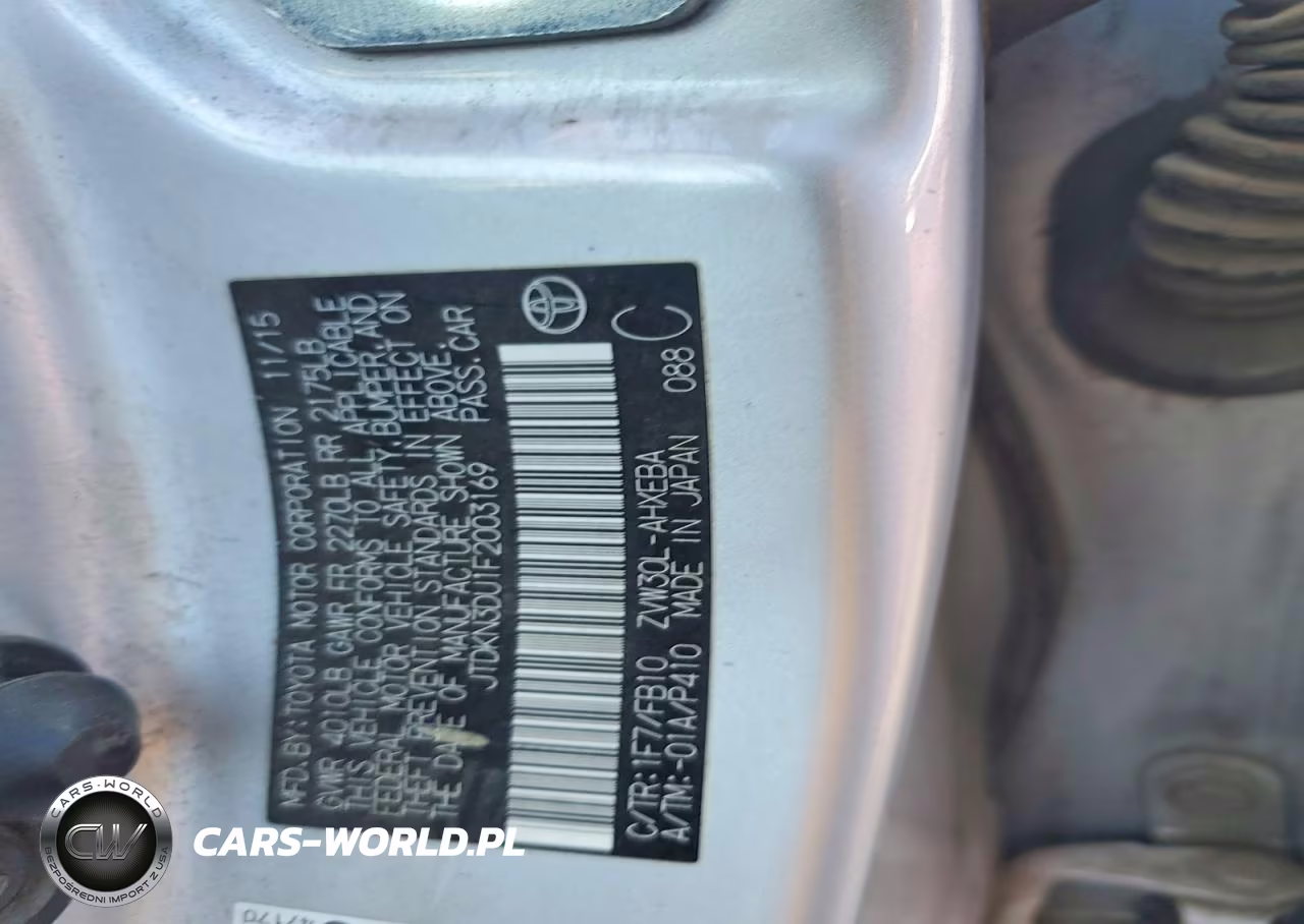 2015 Toyota Prius Two VIN:JTDKN3DU1F2003169 - 12