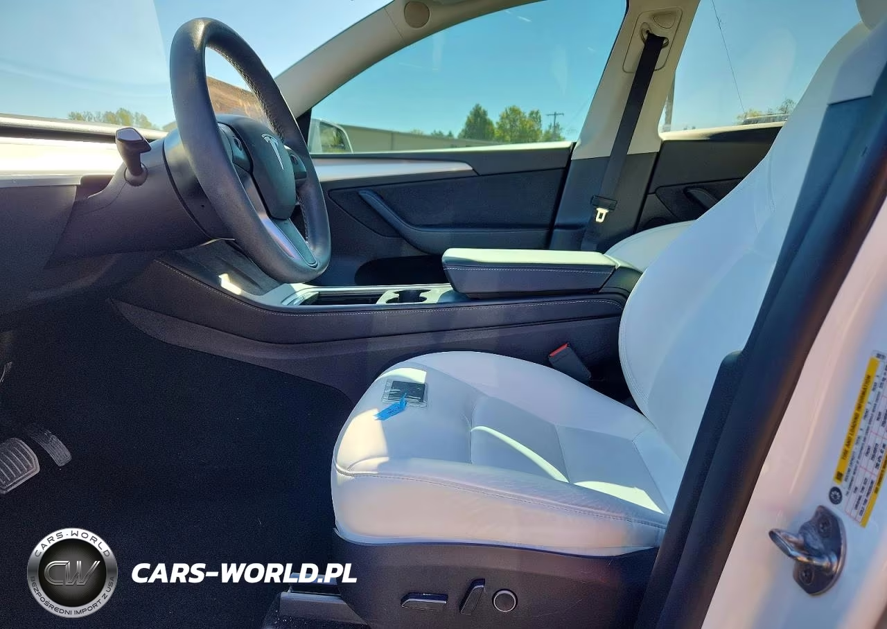 2024 Tesla Model Y VIN:7SAYGDEE1RF202731 - 7