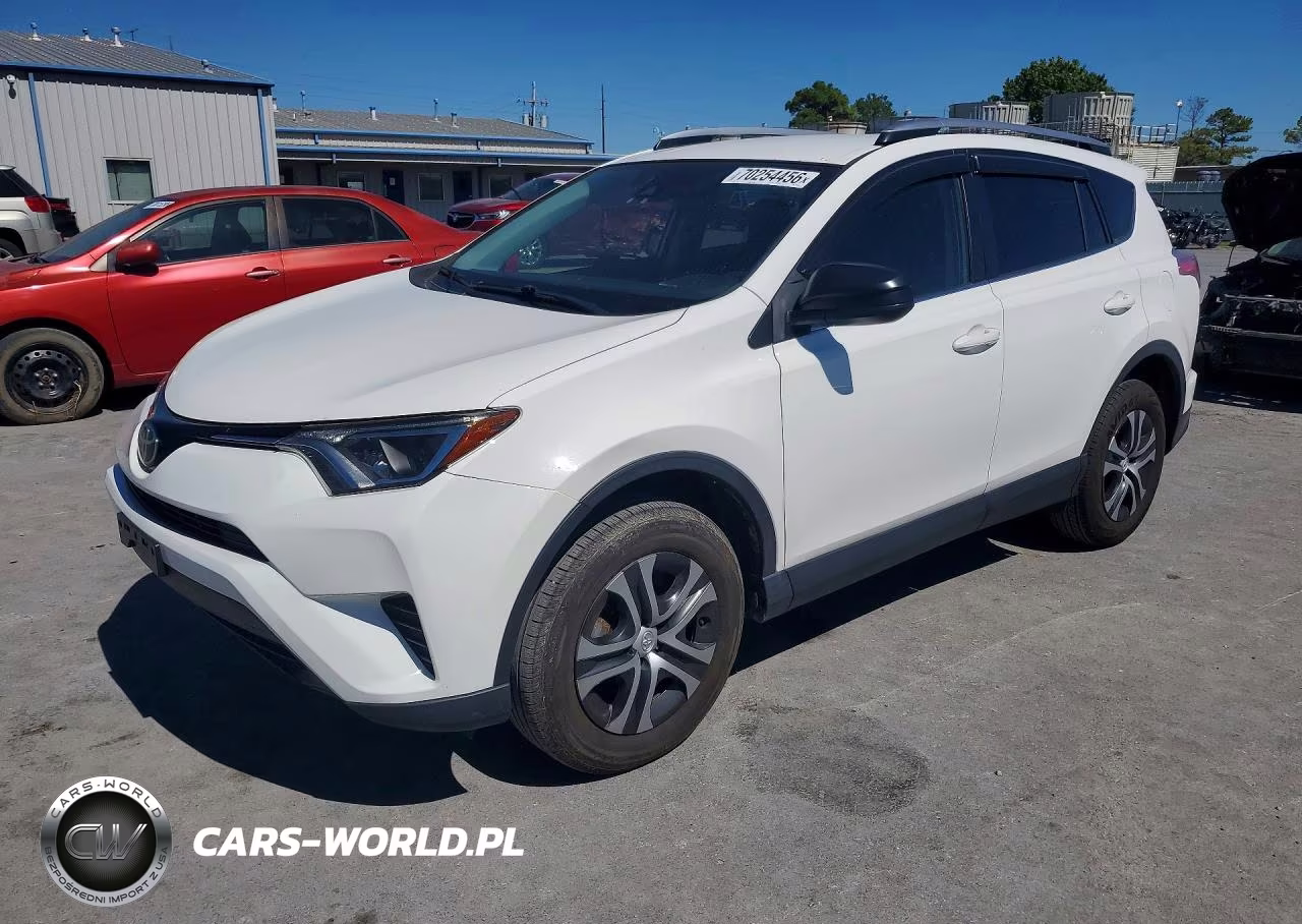 2018 Toyota Rav4 Le VIN:JTMBFREV0JJ218435 - 1