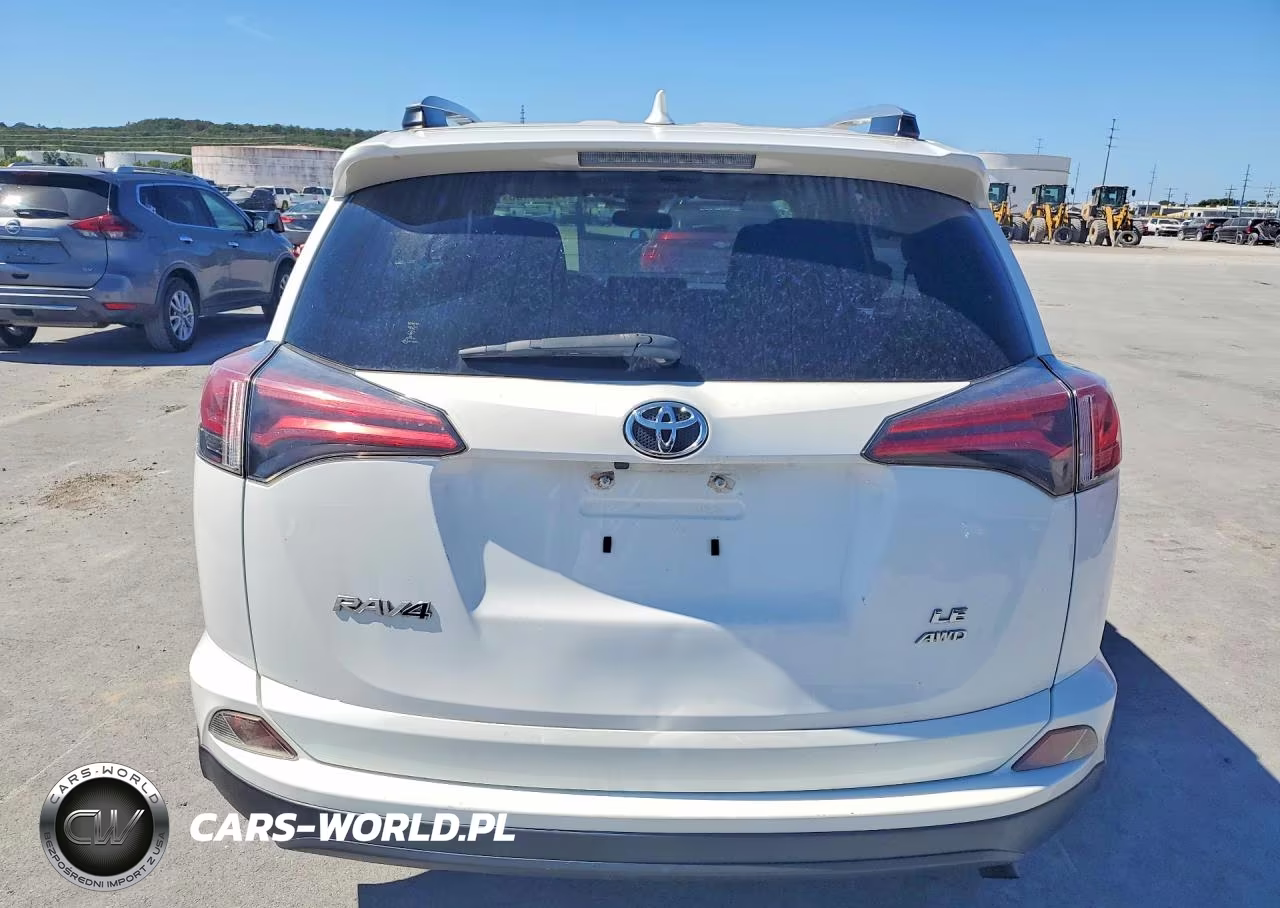 2018 Toyota Rav4 Le VIN:JTMBFREV0JJ218435 - 6