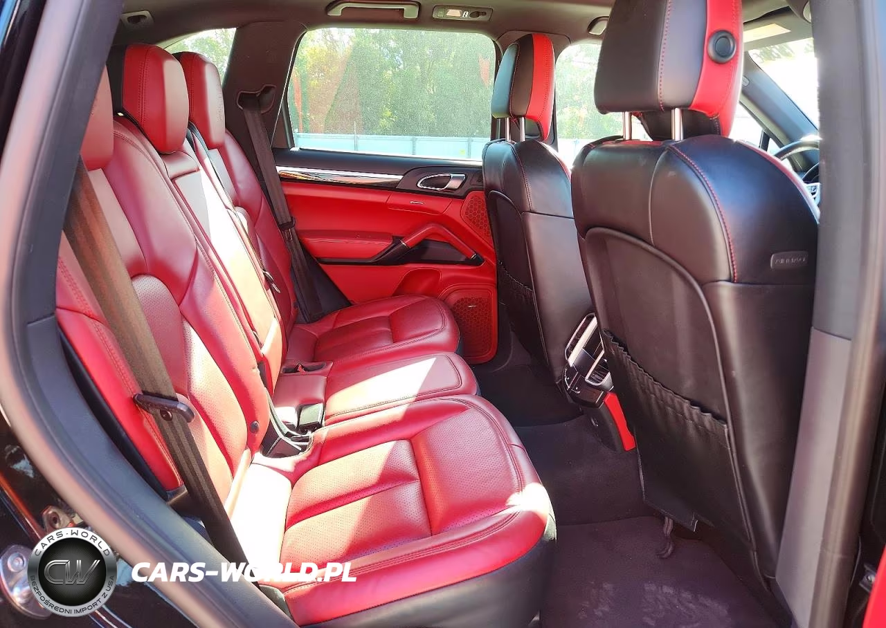 2018 Porsche Cayenne VIN:WP1AA2A23JKA06005 - 11