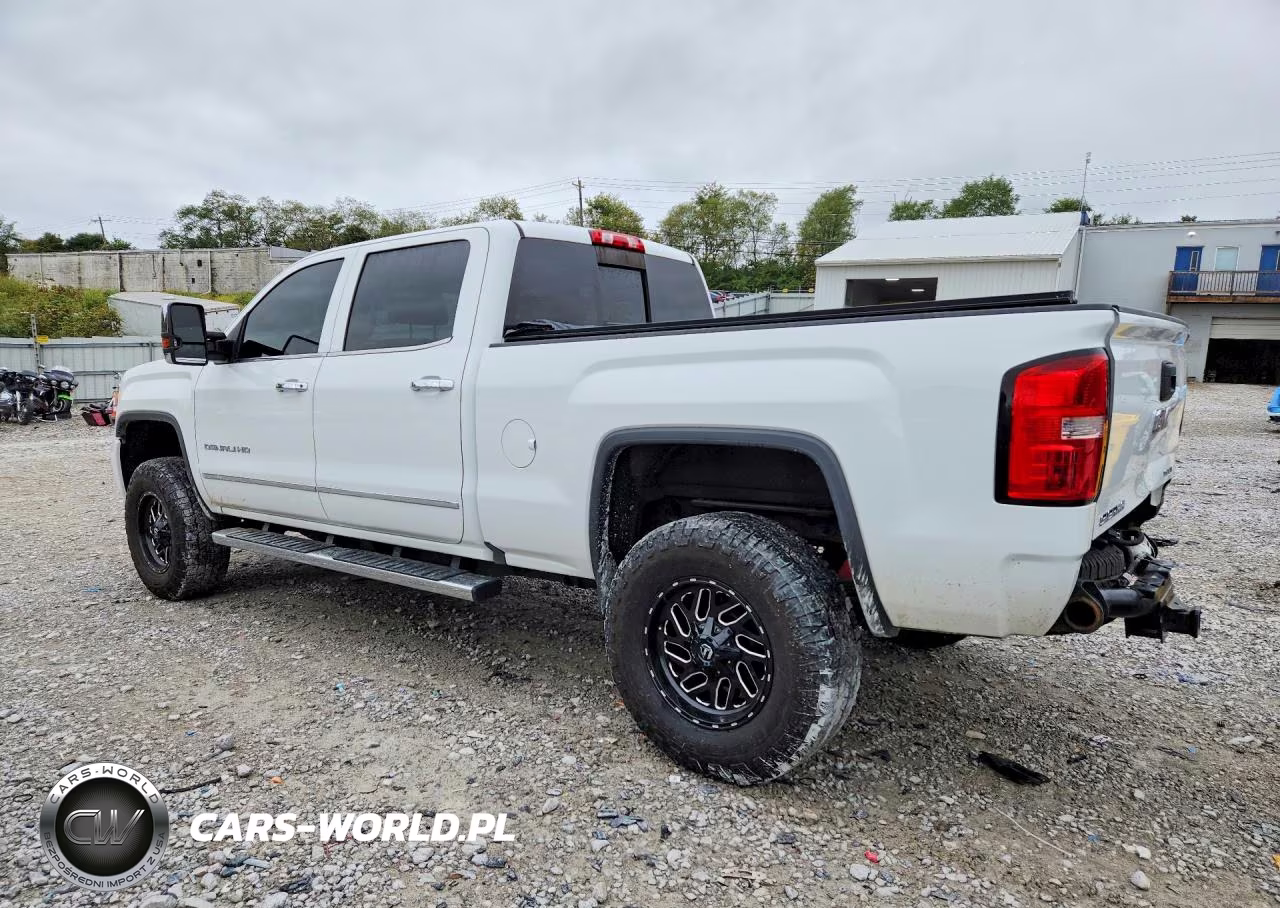 2016 GMC Sierra K2500 Denali VIN:1GT12UE88GF303068 - 2