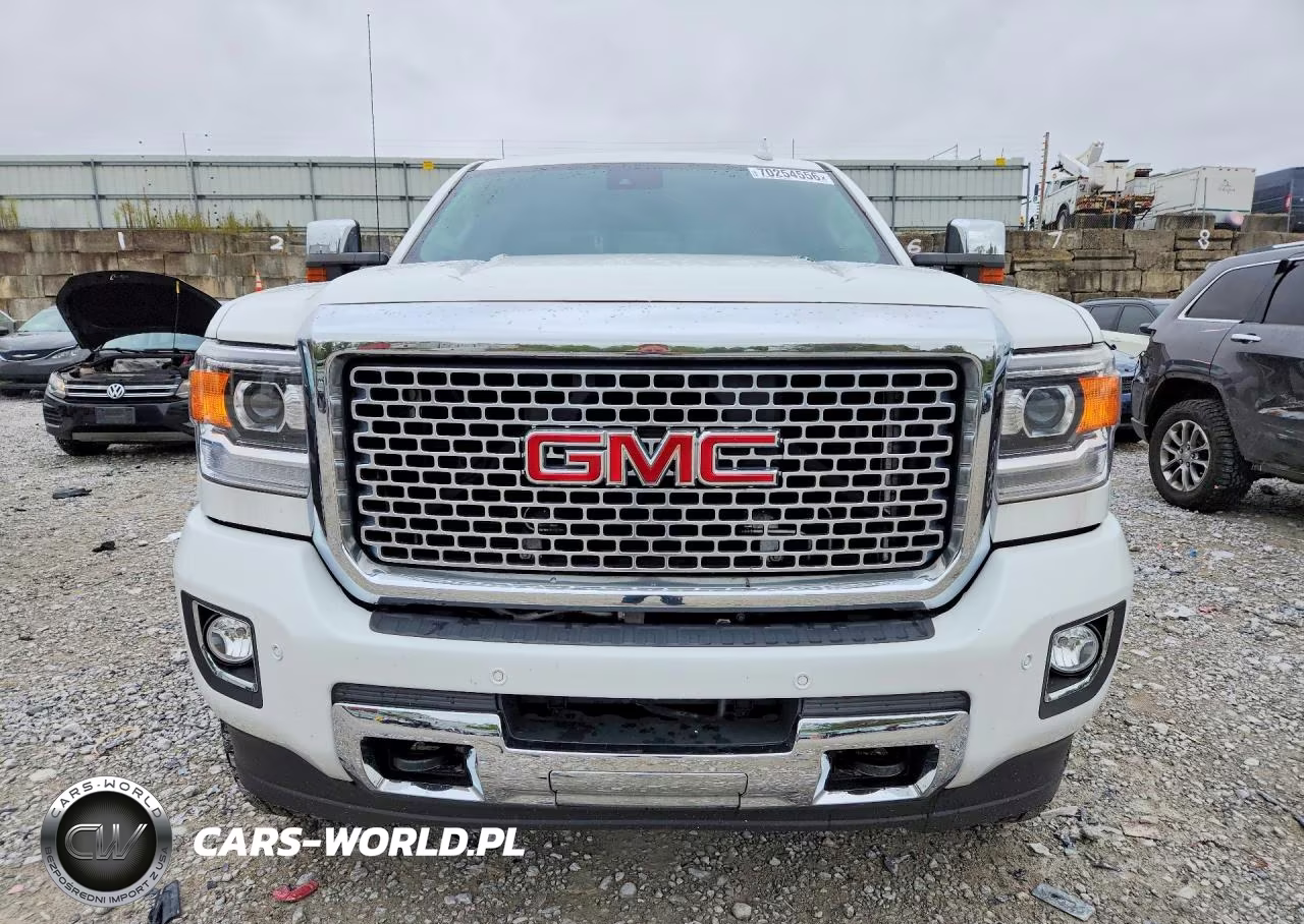 2016 GMC Sierra K2500 Denali VIN:1GT12UE88GF303068 - 5