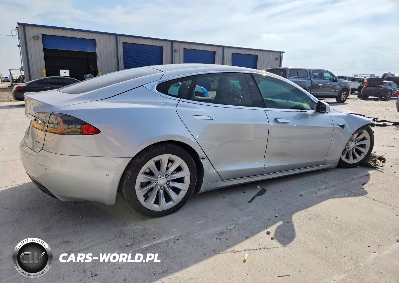 2018 Tesla Model S VIN:5YJSA1E28JF260784 - 3