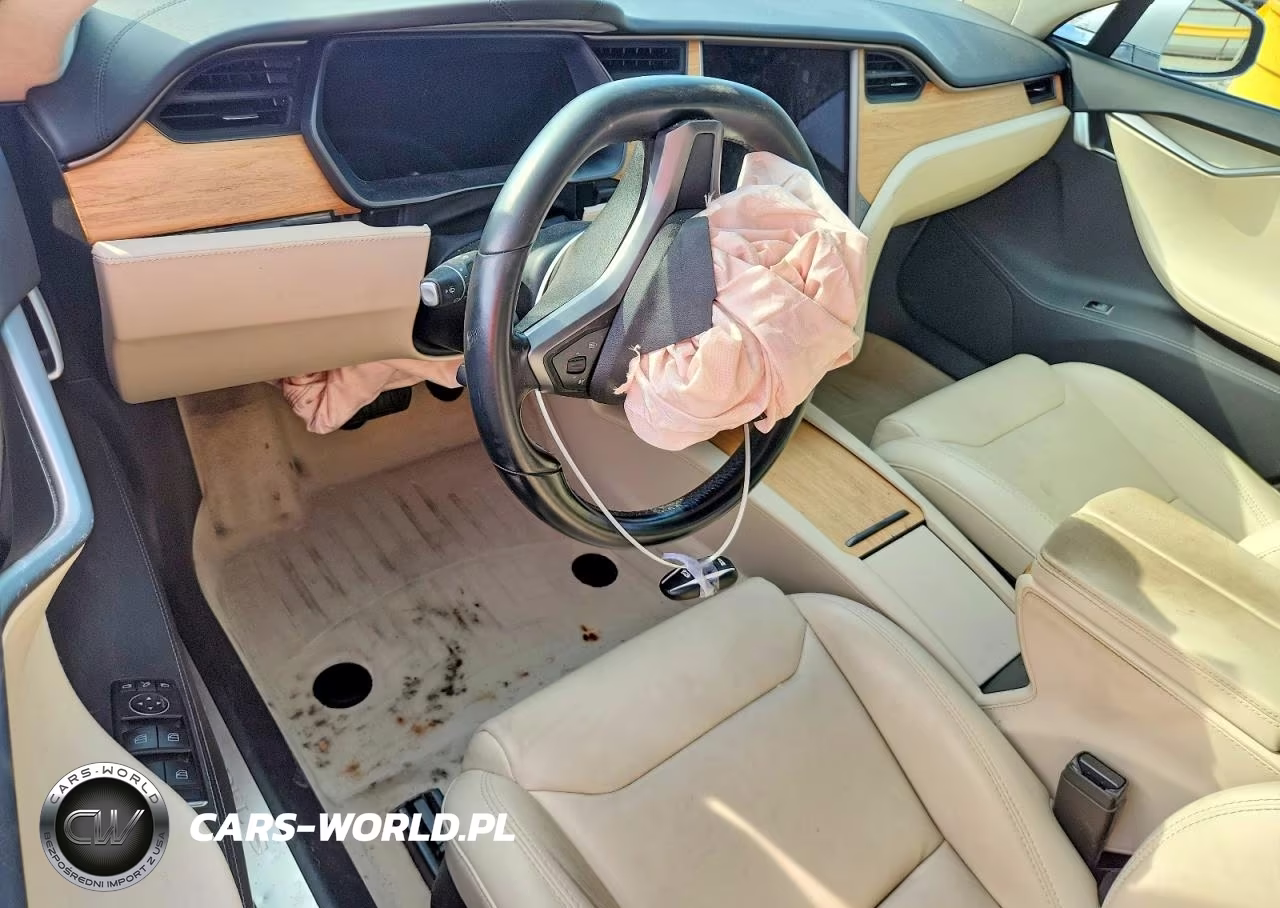 2018 Tesla Model S VIN:5YJSA1E28JF260784 - 8