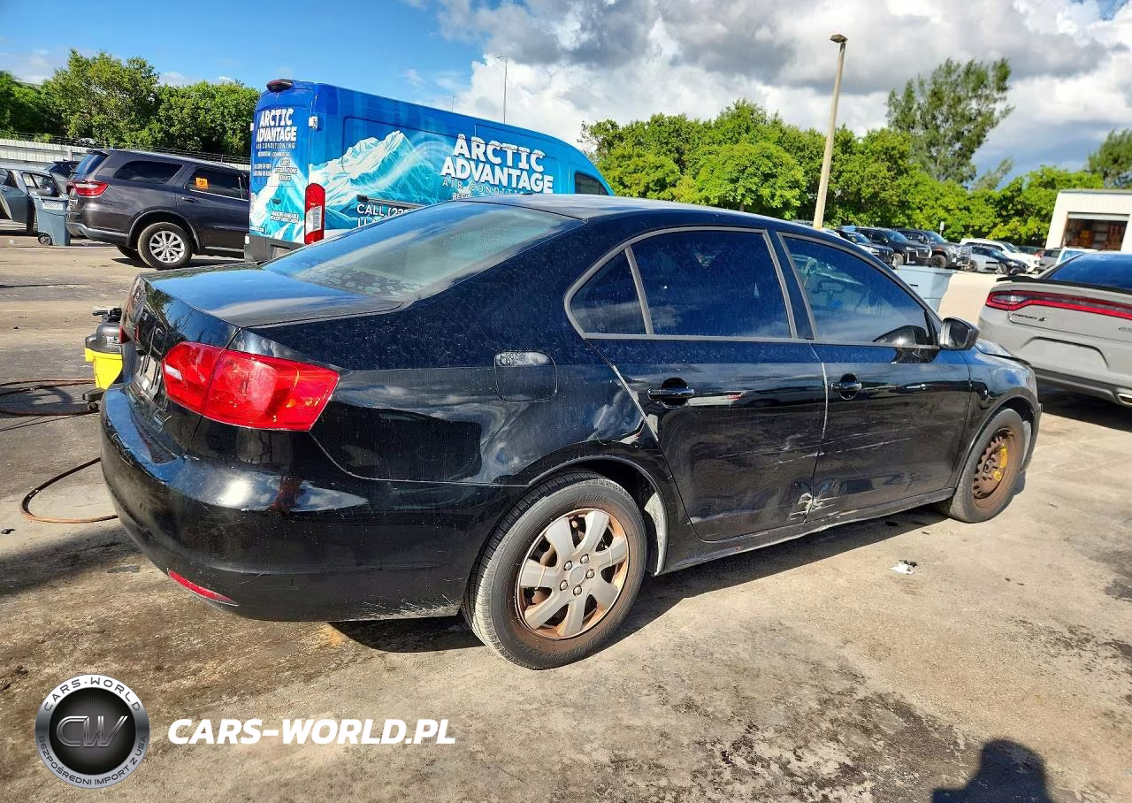 2014 Volkswagen Jetta Base VIN:3VW2K7AJ5EM436153 - 3