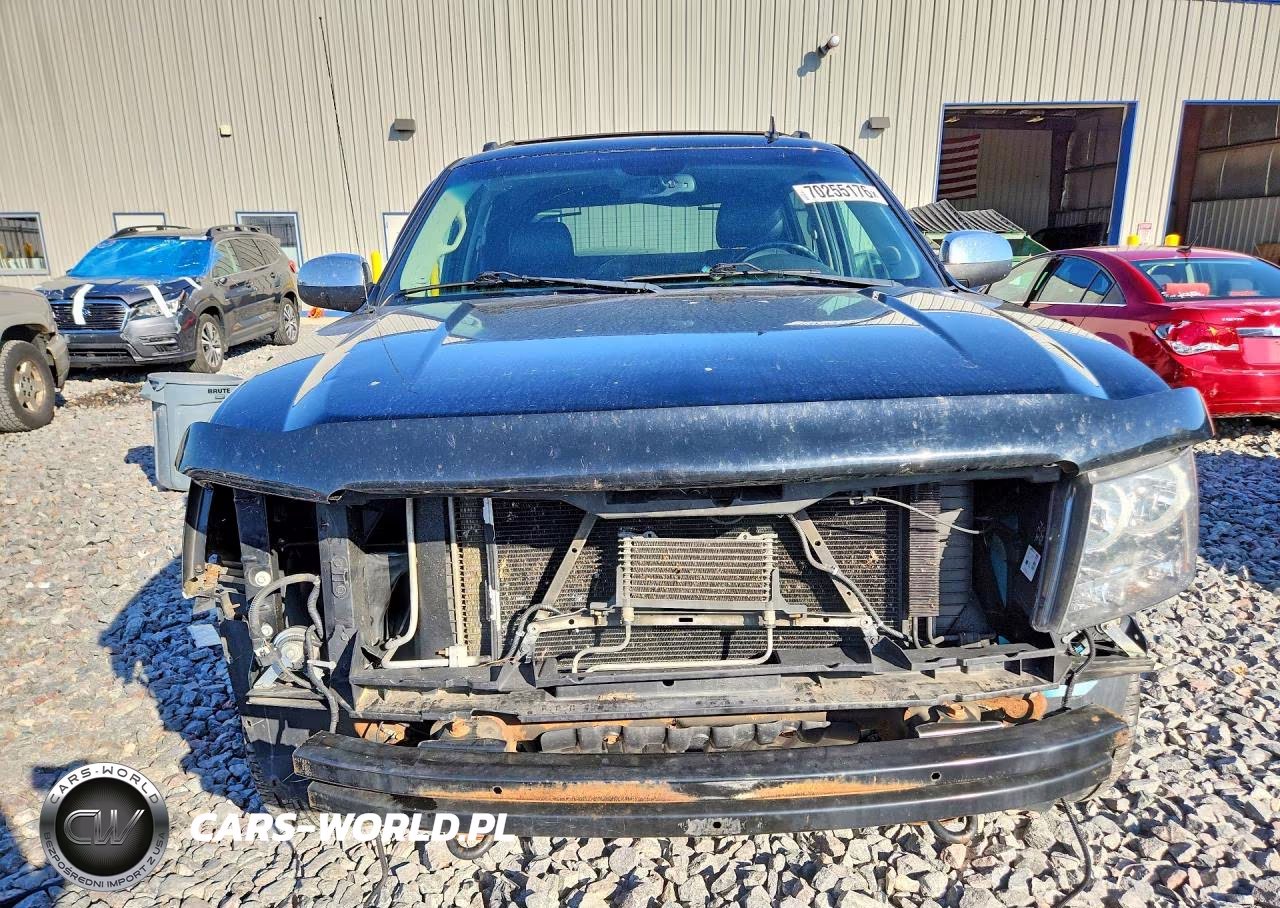 2013 Chevrolet Avalanche Ltz VIN:3GNTKGE76DG354216 - 5