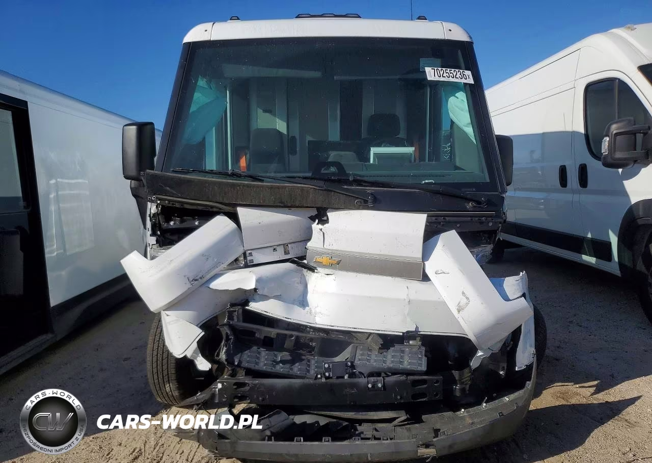 2025 Chevrolet Brightdrop 400 Delivery Van VIN:2G58J2TZ1S9105300 - 5