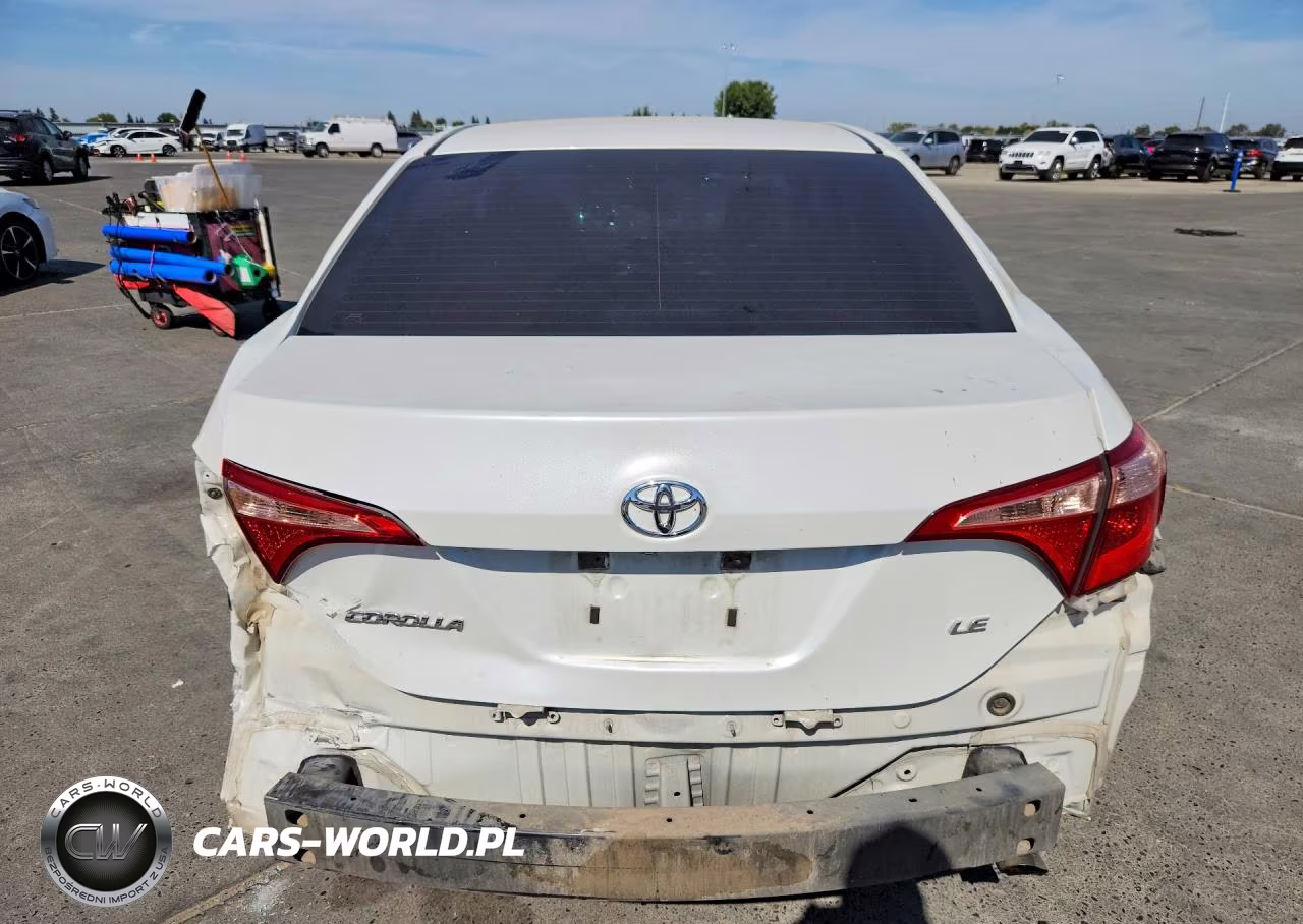 2019 Toyota Corolla Le VIN:5YFBURHEXKP877850 - 6