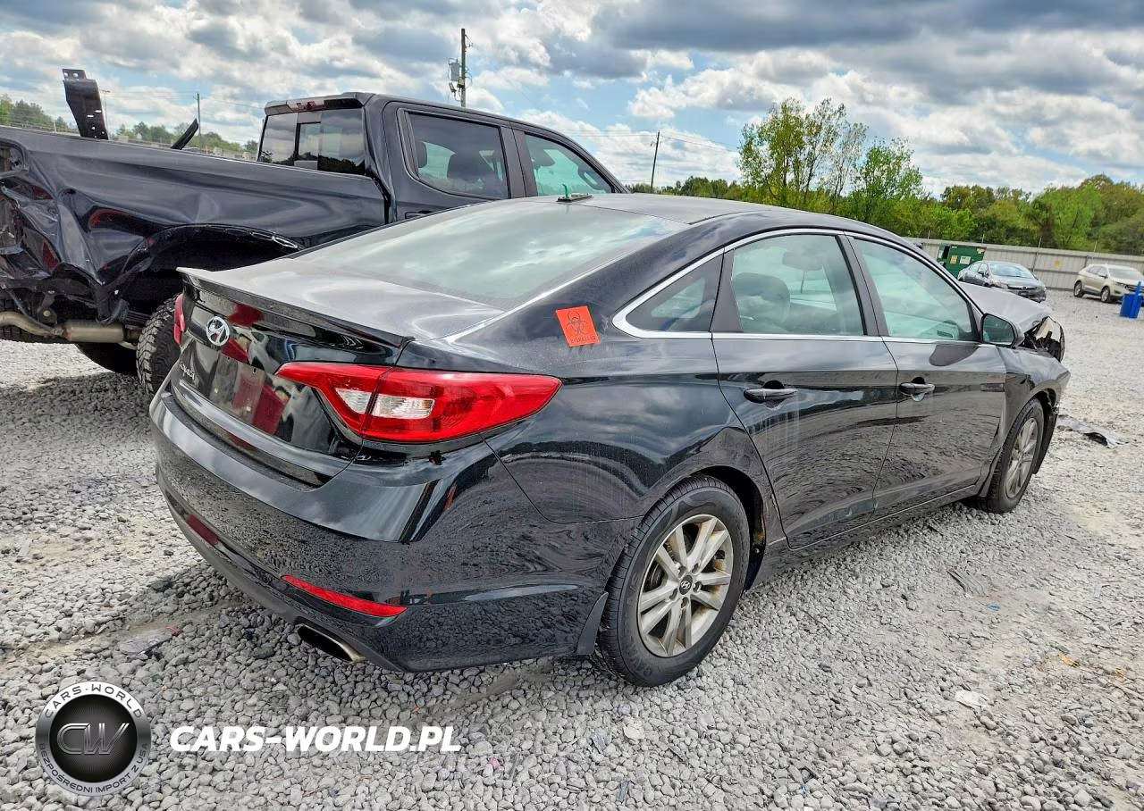 2015 Hyundai Sonata Se VIN:5NPE24AF5FH220823 - 3