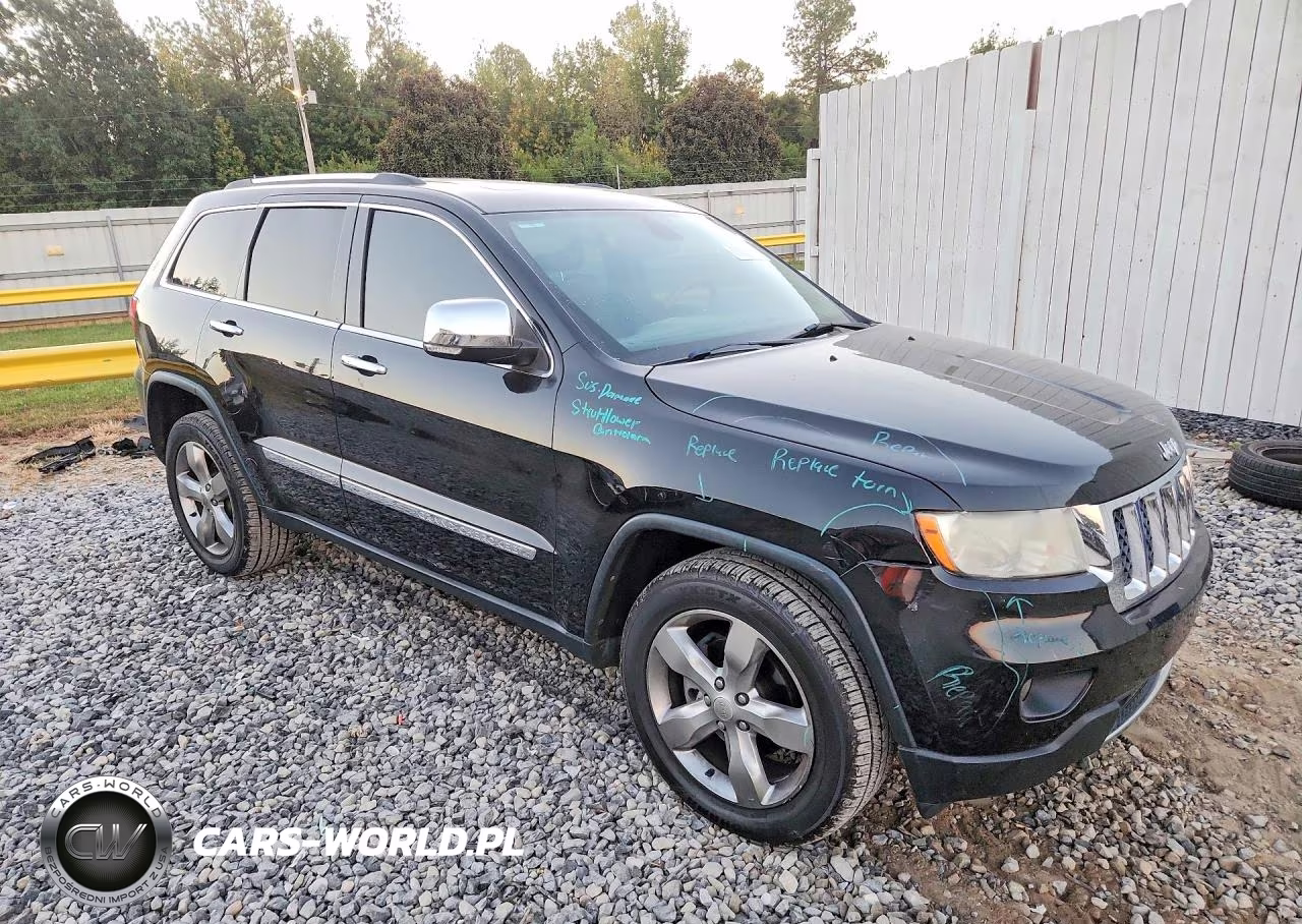 2013 Jeep Grand Cherokee Overland VIN:1C4RJECT0DC612615 - 4