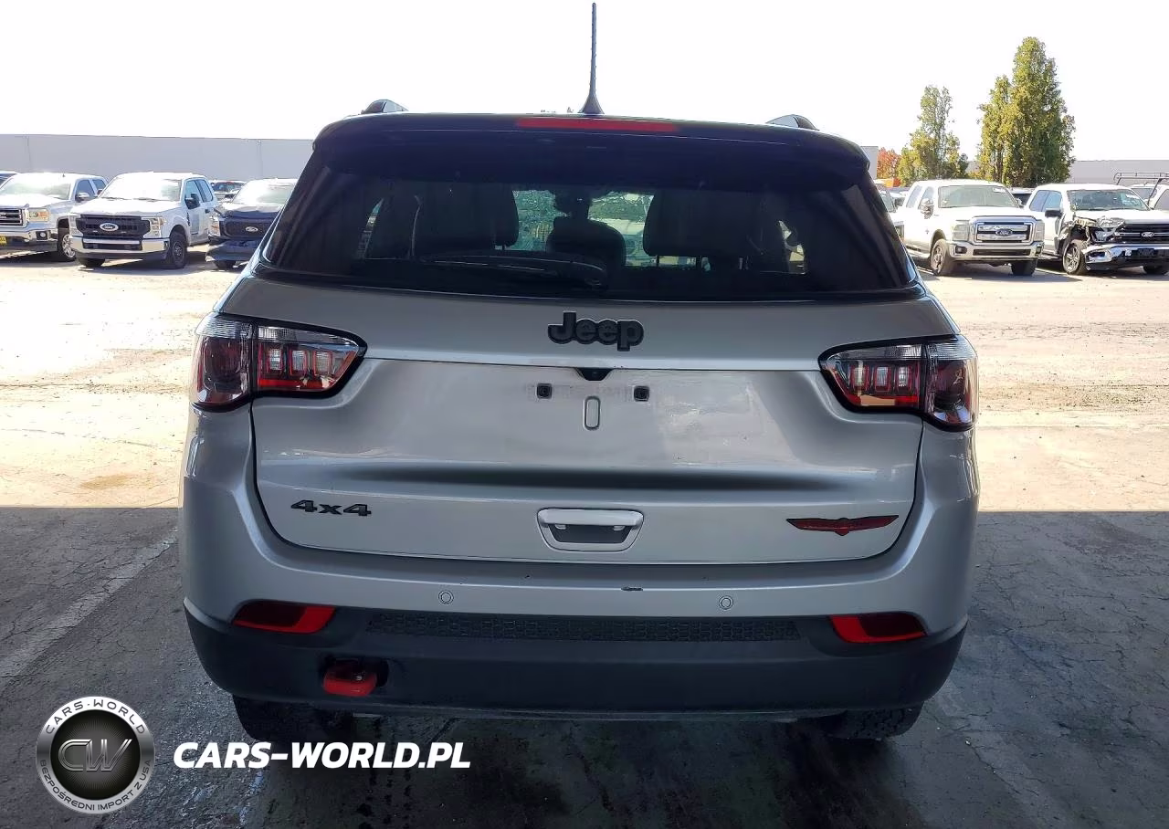 2025 Jeep Compass Trailhawk VIN:3C4NJDDN0ST570148 - 6