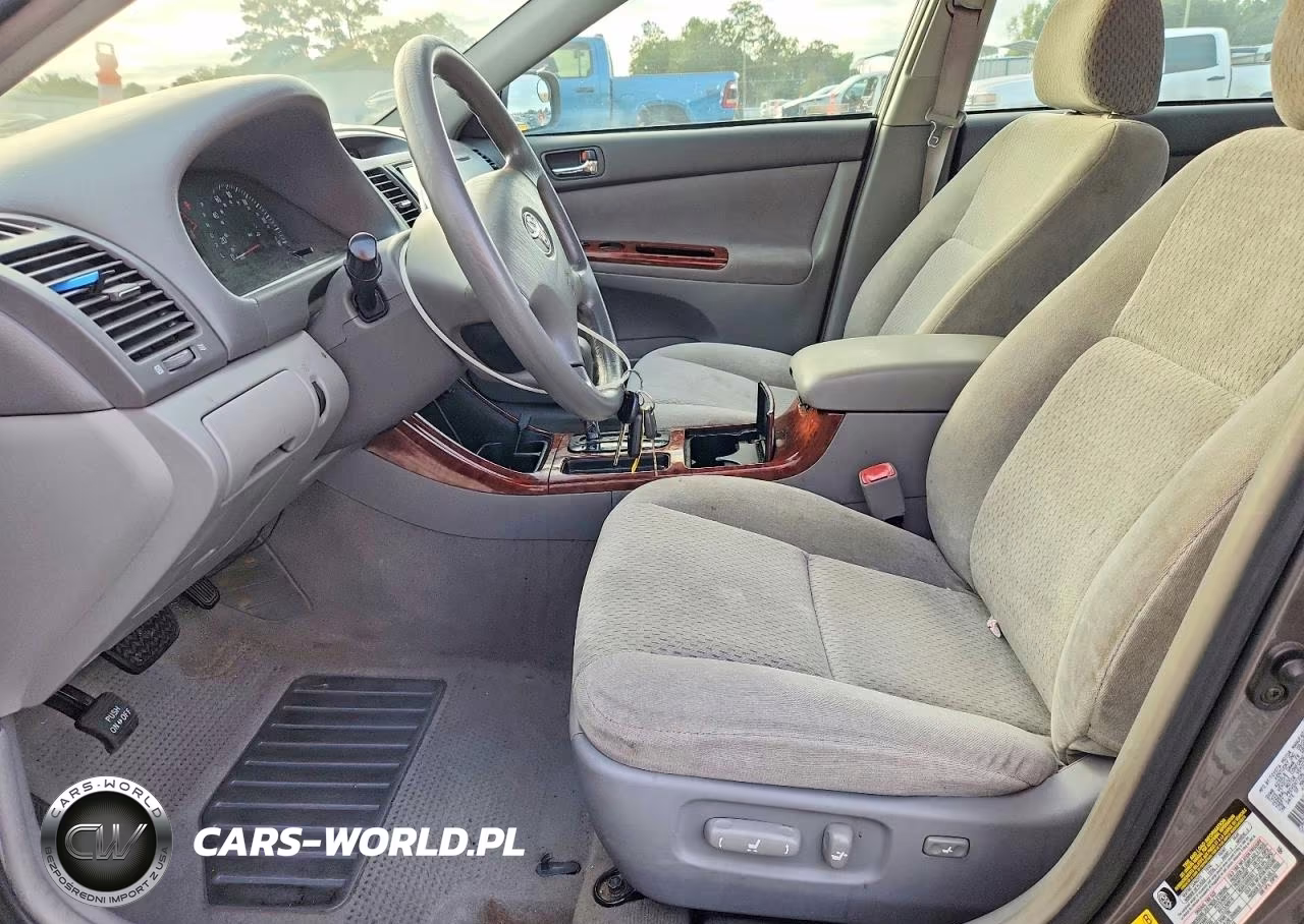 2004 Toyota Camry Xle VIN:4T1BE30K84U793717 - 7