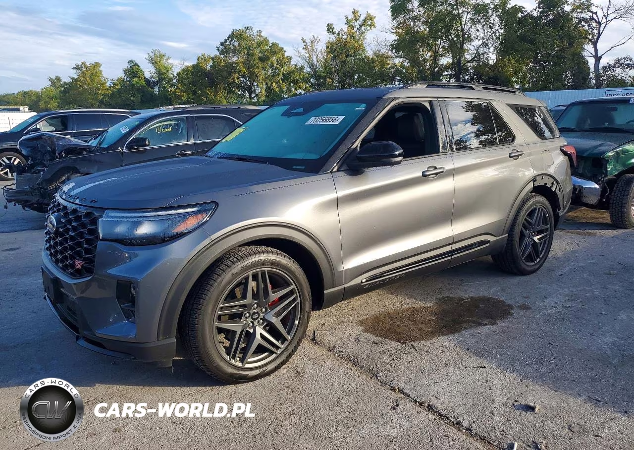 2025 Ford Explorer St