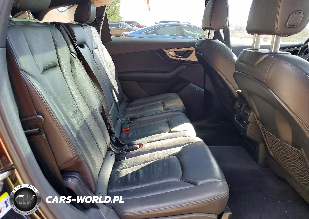 2017 Audi Q7 Premium VIN:WA1AHAF78HD051669 - 11