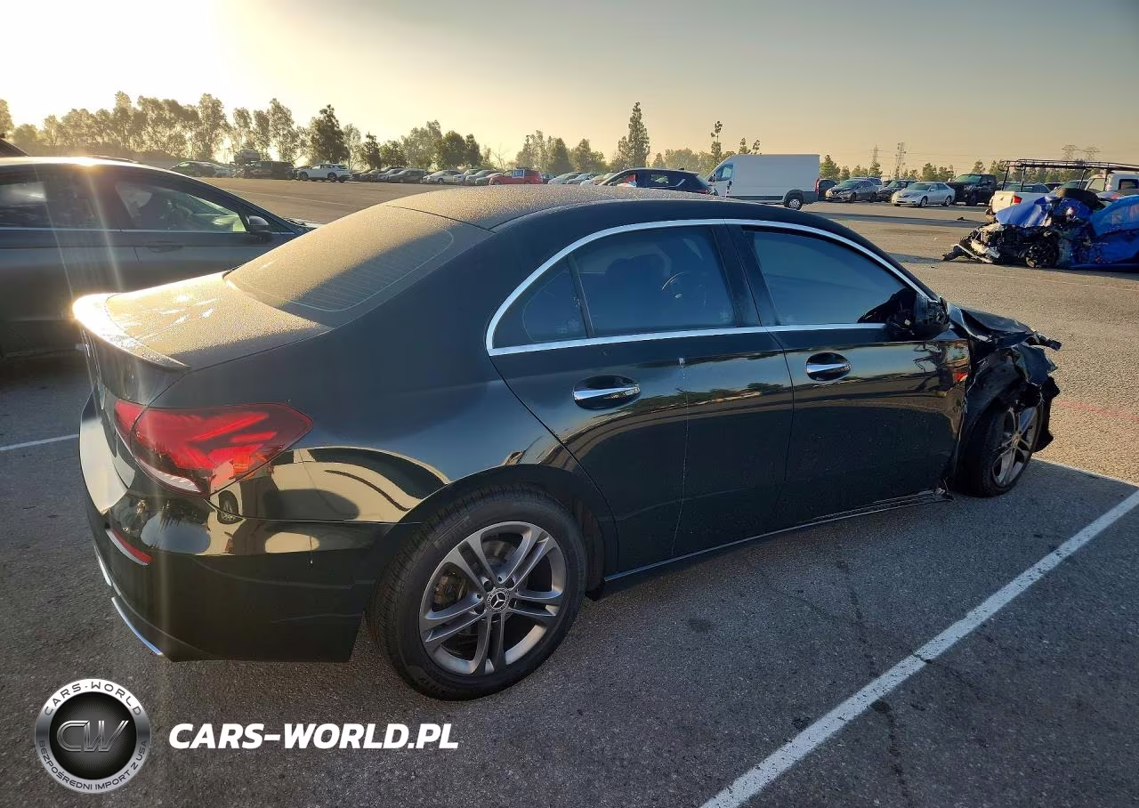 2020 Mercedes-Benz A 220 VIN:W1K3G4EB1LW043067 - 3