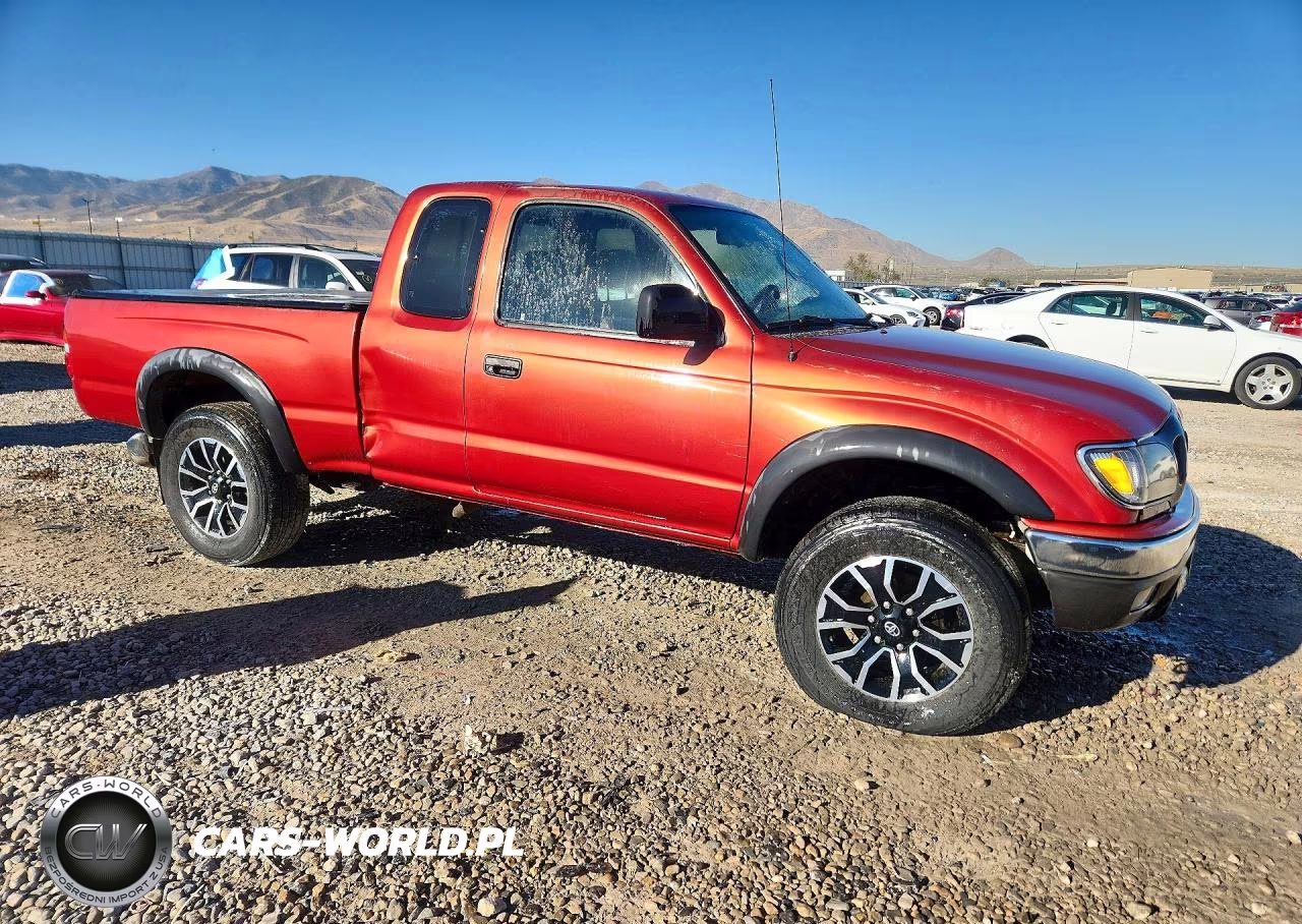2003 Toyota Tacoma V6 VIN:5TEWN72N73Z263877 - 4