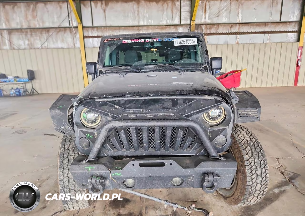 2018 Jeep Wrangler Unlimited Sport VIN:1C4BJWDGXJL804869 - 5