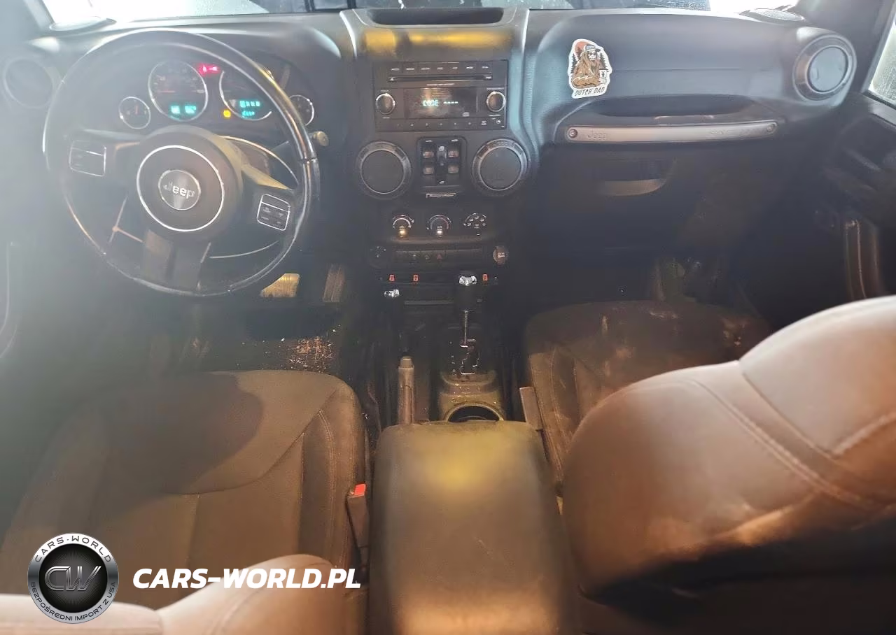 2018 Jeep Wrangler Unlimited Sport VIN:1C4BJWDGXJL804869 - 8