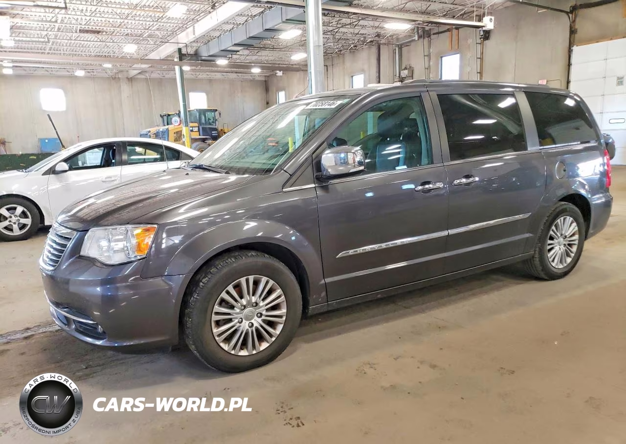 2015 Chrysler Town & Country Touring L VIN:2C4RC1CG2FR589872 - 1