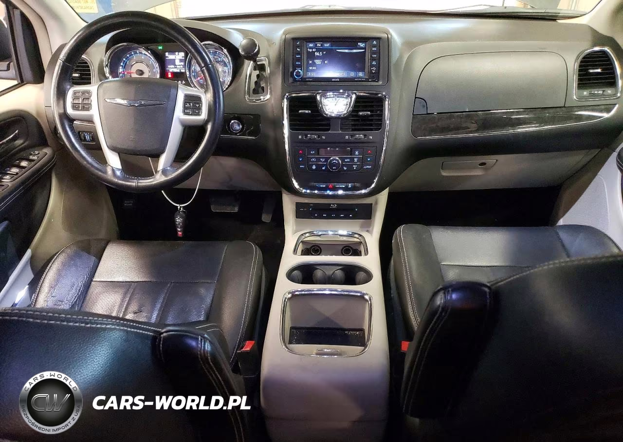 2015 Chrysler Town & Country Touring L VIN:2C4RC1CG2FR589872 - 8