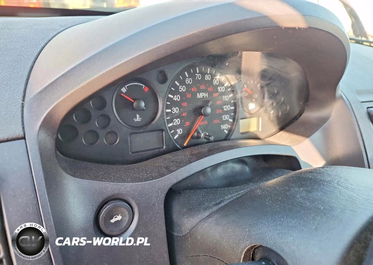 2007 Ford Focus Zx3 VIN:1FAFP31N47W246774 - 9